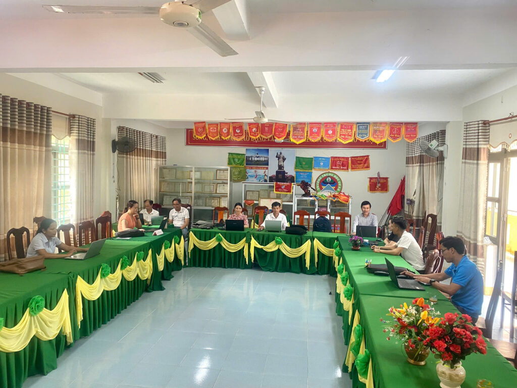 Trường THCS Quang Trung tập huấn Công nghệ thông tin – chuyển đổi số